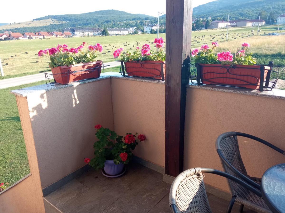 Apartman Vidovic Apartman Korenica Kültér fotó