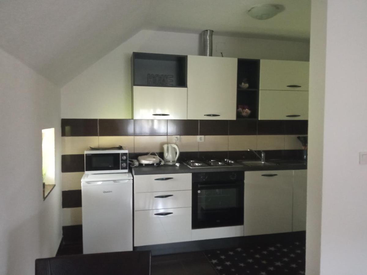 Apartman Vidovic Apartman Korenica Kültér fotó