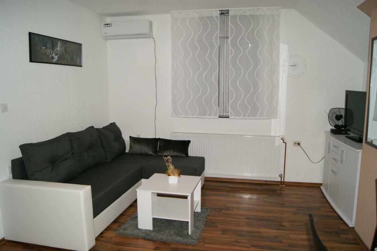 Apartman Vidovic Apartman Korenica Kültér fotó