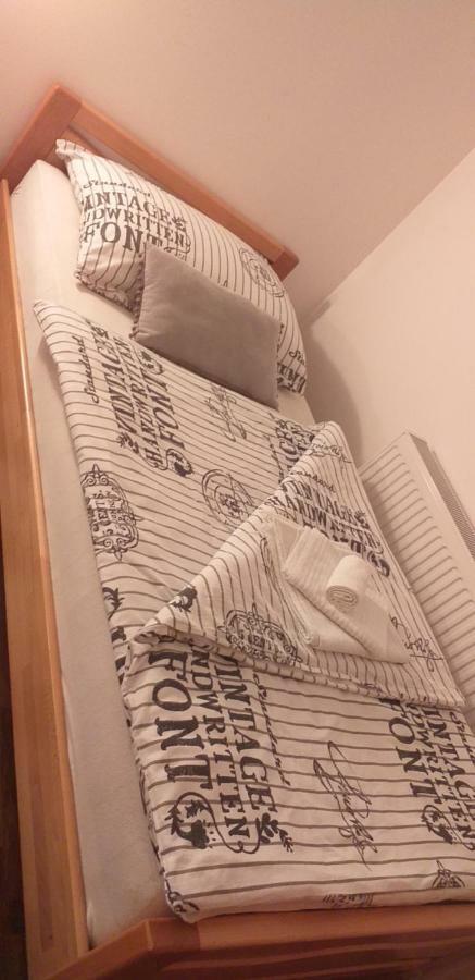 Apartman Vidovic Apartman Korenica Kültér fotó